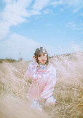 《地底怪物》电影