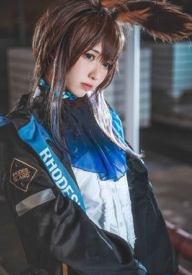 进击巨人